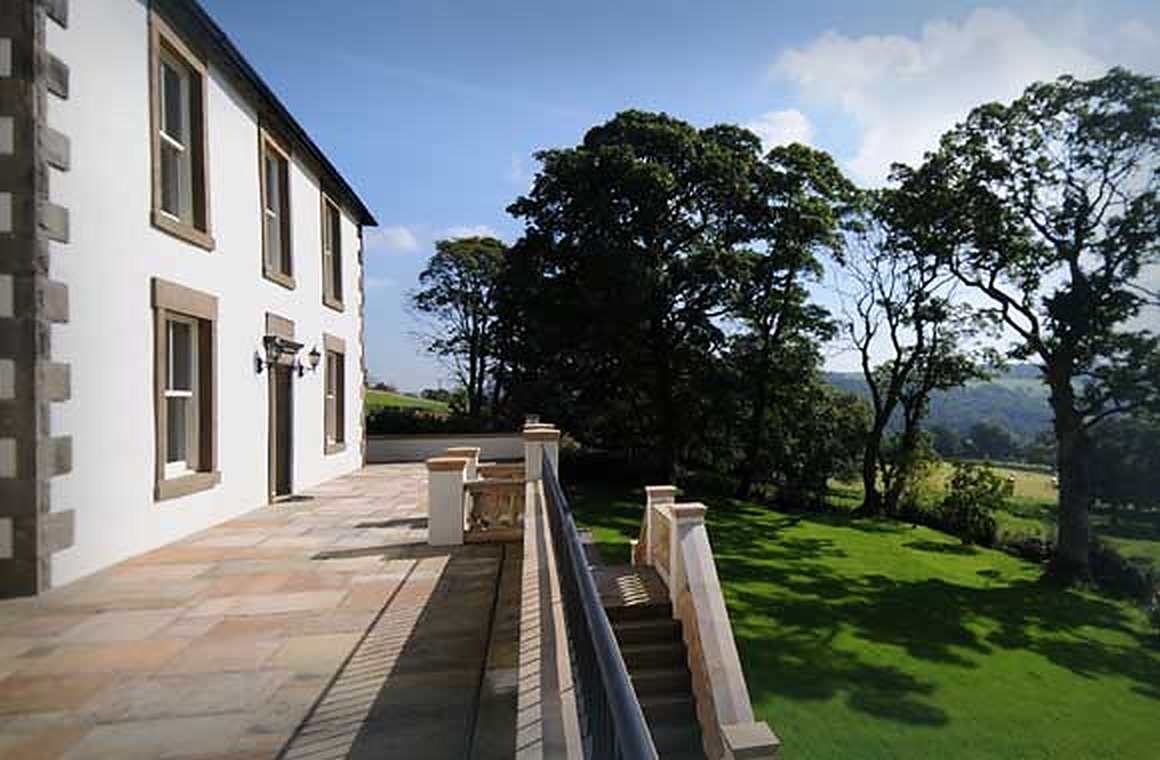 Hollins Farm remodelling and extension, Sabden